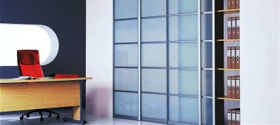 Шкаф купе для офиса с матовым стеклом - вид 1 миниатюра